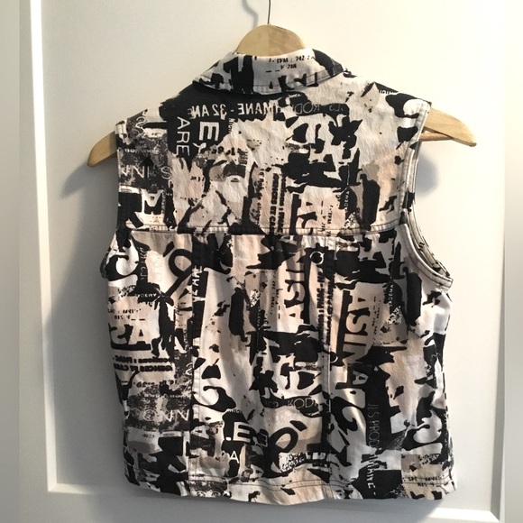 Conrad C Collection Black and white cotton button vest - Picture 2 of 3